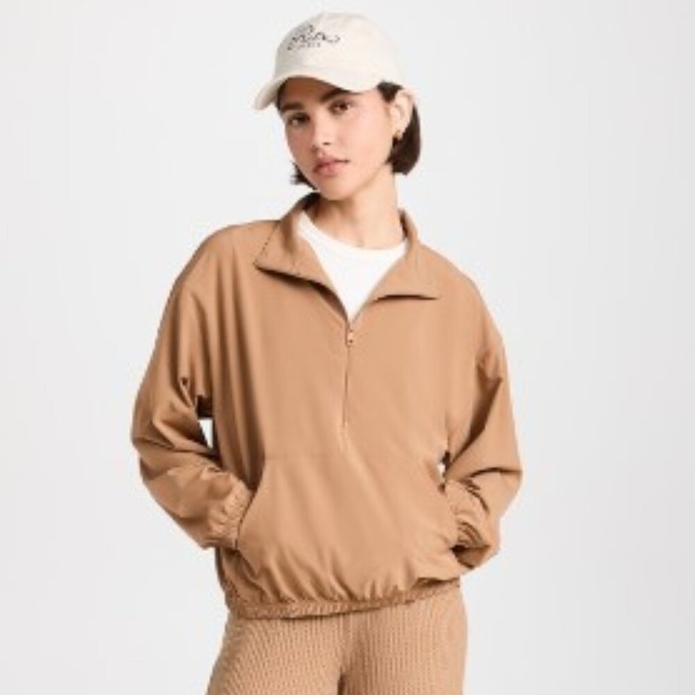 Beyond Yoga pullover